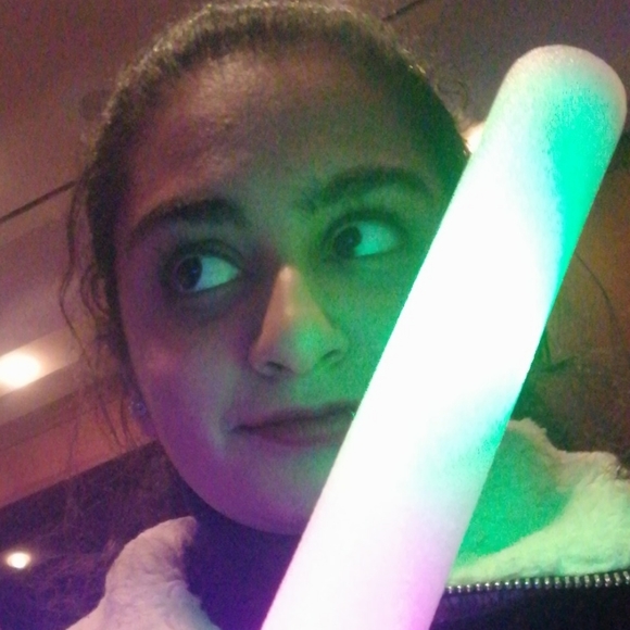 Meet your Posher, Eshika - Picture 3 of 3